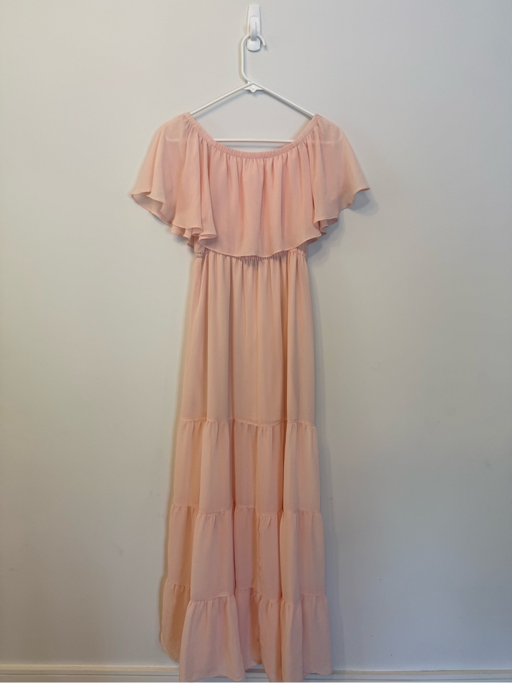 VENUS Off-Shoulder Tiered Maxi Dress in Light Pink